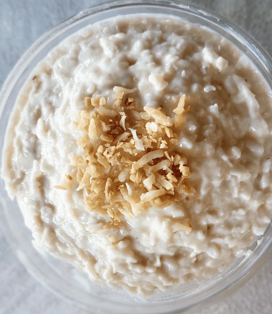 Creamy coconut pudding (cocada cremosa)