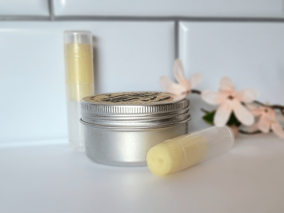 Easy DIY homemade lip balm