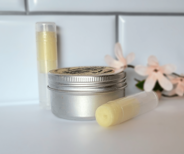 Easy DIY homemade lip balm