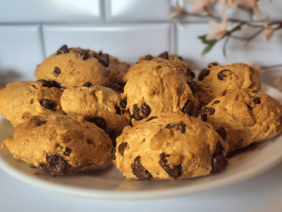 Air fryer sourdough discard pumpkin chocolate chip cookies