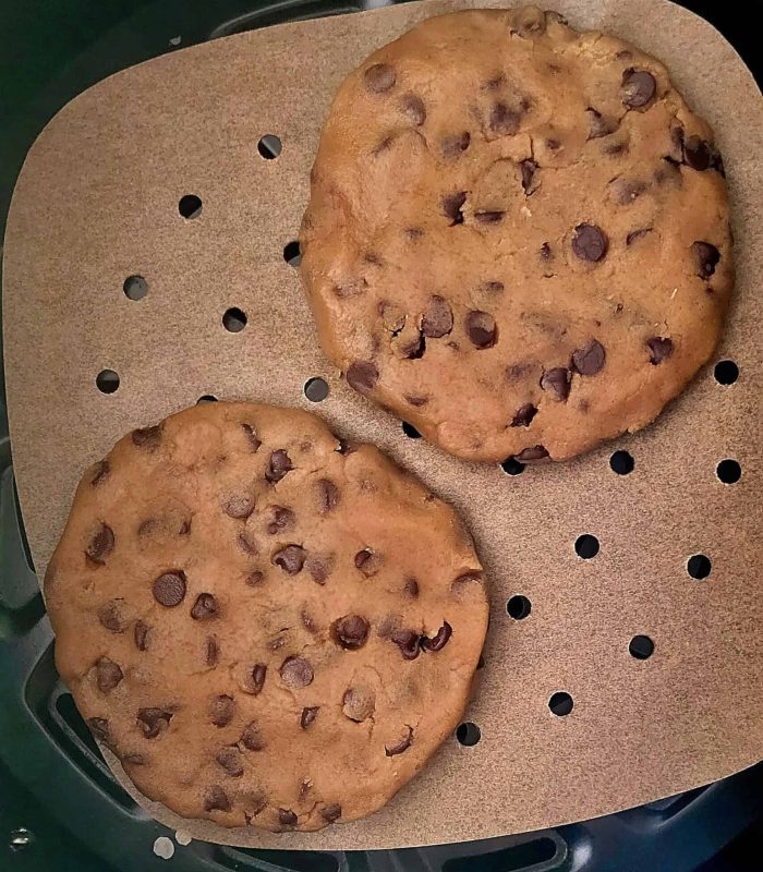 air fryer browned butter chocolate chip cookies for two