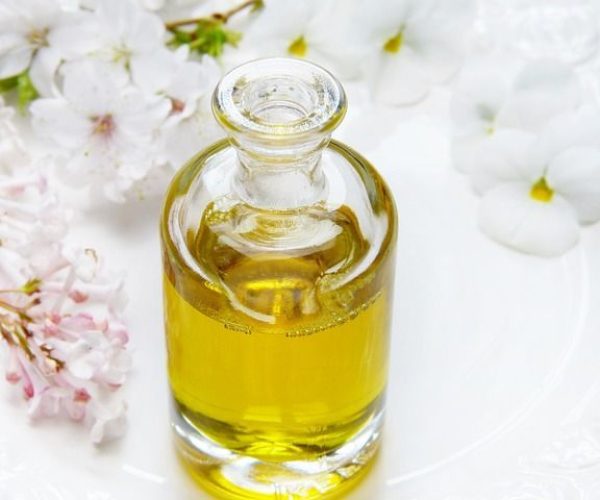 Benefits of Castor Oil for beauty